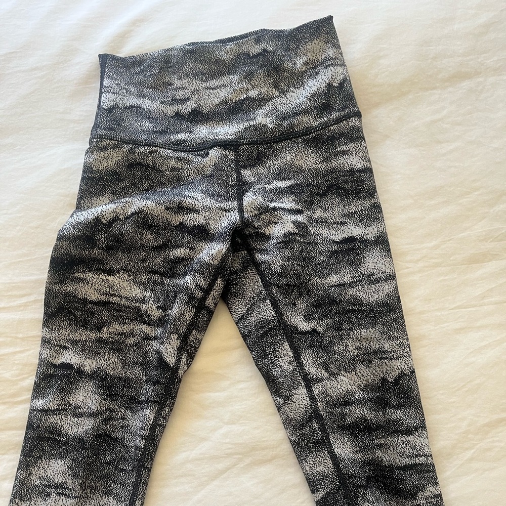 Lululemon Tights 4